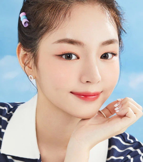 Olens EyeTeen Gray Monthly Colored Contacts - Image 3